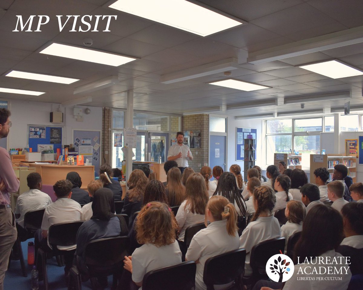 Laureate Academy (@academylaureate) on Twitter photo πΈ Last Thursday, we welcomed <a href="/DavidTaylor85/">David Taylor MP</a> to our school!
He saw the construction of our new building, observed lessons & took part in a Q&A with nearly 50 students who asked thoughtful questions on key local & national issues.
So proud of our students! π #StudentVoice πΈ Last Thursday, we welcomed <a href="/DavidTaylor85/">David Taylor MP</a> to our school!
He saw the construction of our new building, observed lessons & took part in a Q&A with nearly 50 students who asked thoughtful questions on key local & national issues.
So proud of our students! π #StudentVoice