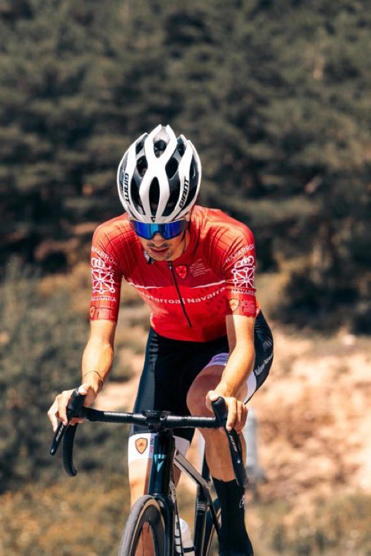 Equipo Finisher (@eqfinisher) on Twitter photo 🥈Unai Ramos finaliza en segunda posición la crono sub-23 del #CEGranada25
🧨 Gran desempeño del ciclista navarro, regulando los esfuerzos durante toda la subida para detener el crono en 32’06” y subir al segundo cajón del podio
📸 <a href="/RFECiclismo/">Real Federación Española de Ciclismo</a> 🥈Unai Ramos finaliza en segunda posición la crono sub-23 del #CEGranada25
🧨 Gran desempeño del ciclista navarro, regulando los esfuerzos durante toda la subida para detener el crono en 32’06” y subir al segundo cajón del podio
📸 <a href="/RFECiclismo/">Real Federación Española de Ciclismo</a>