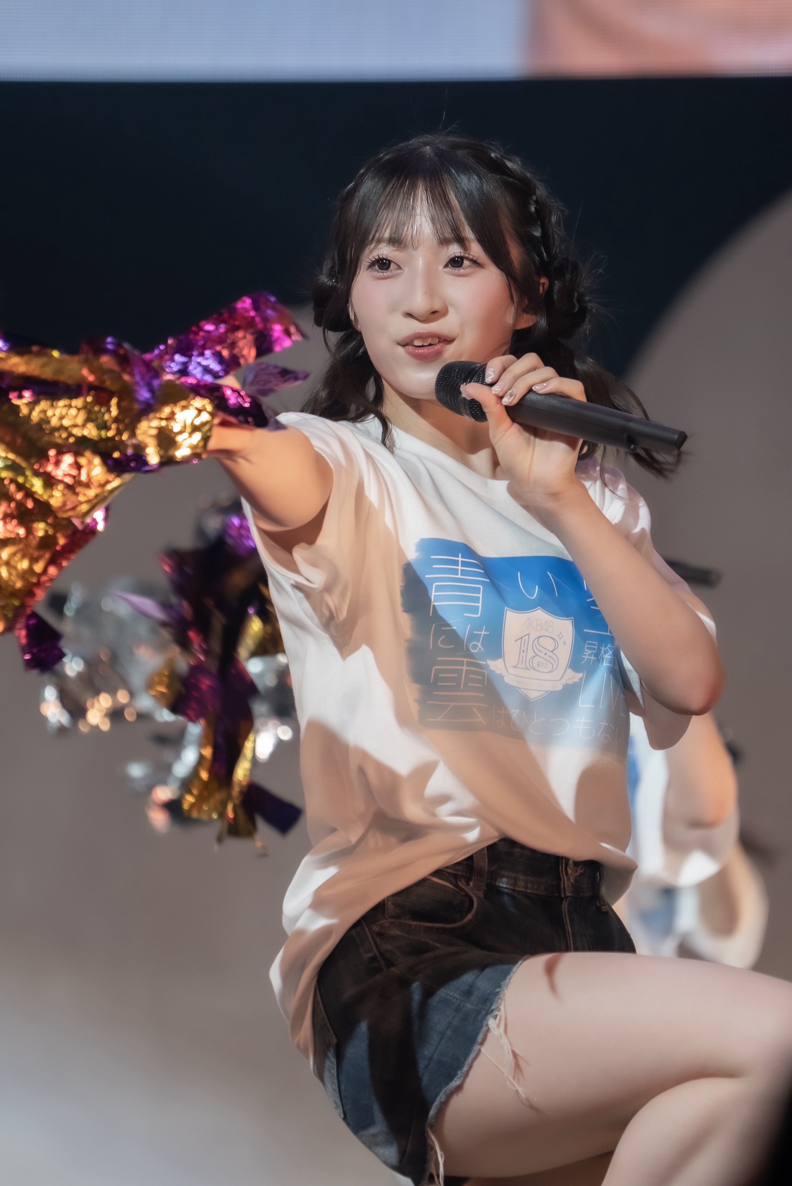 AKB48 17期昇格ライブスペシャルくじ 直筆サイン入りタペストリー 秋山由奈 予約商品】「AKB48 17期生昇格記念LIVE！新メンバー挨拶まわり