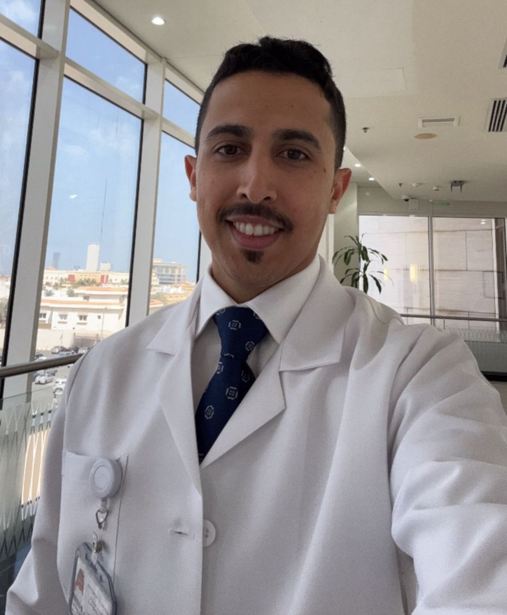 sggkz1417's tweet photo. يغادرالوطن ابني د.مهند@msgz1416 مبتعثا من @KFSHRC_J للزمالة الكندية في طب الأورام حاملاً طموحه واماله الكبيرة ومشاعر الفخر تعانق الحنين والدعاء يرافقه 
أسأل الله أن يوفقه ويحفظه بحفظه ويعيده إلينا سالما غانما وقدعادبما ينفع دينه ووطنه
#ولدي_الغالي دينك ثم دينك وكن خير سفير لوطنك https://t.co/6ZEGt4yS2p