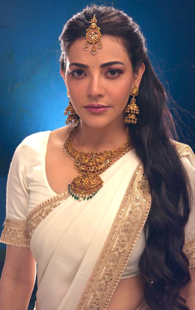 Kajal Mommy 🥵🤤
