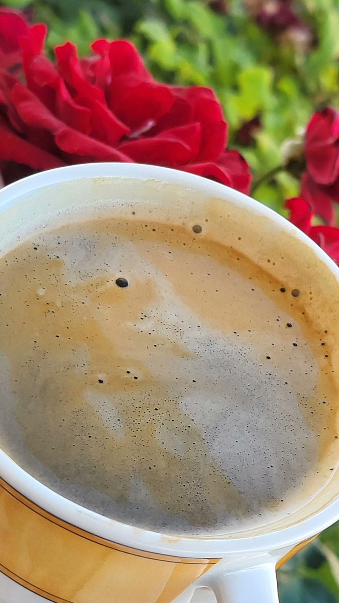 Kahvesiz hiçbir şey çekilmiyor ☕️🪬🤍