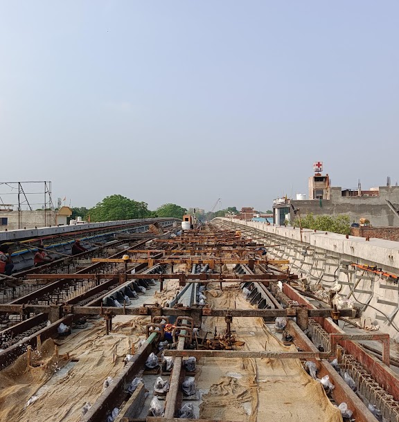 RailAnalysis's tweet photo. #KanpurMetro Update: #UPMRC advances #track work on #Baradevi–#Naubasta section
Read more: https://t.co/3YPPUsAnYb
#Metro #Corridor1 #IITKhanpur #Construction #Infrastructure #Stations #Tracklaying #Sustainabledevelopment #Greenmobility #Urbantransit #Railanalysis https://t.co/mrhbNm2Uyw