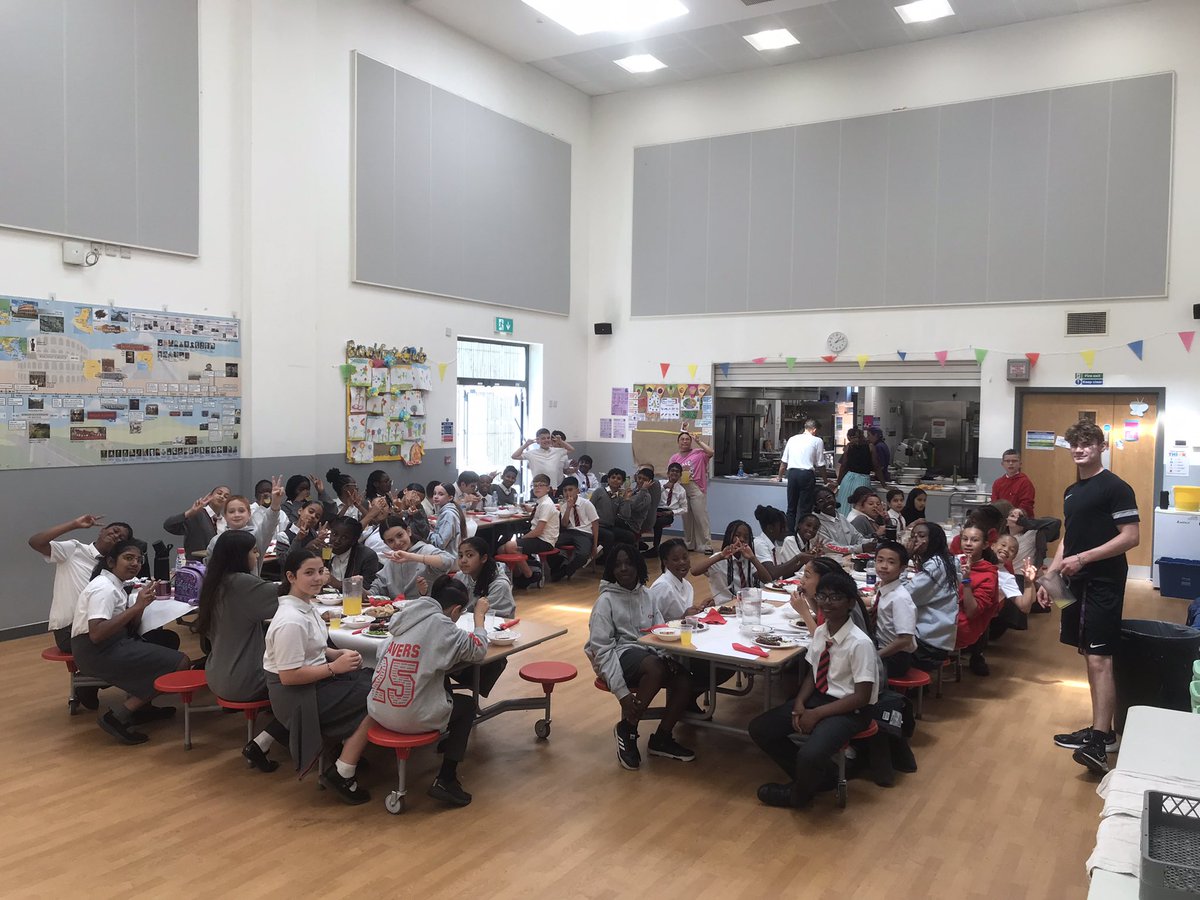 🎉 Year 6 Leavers Lunch! 🎓
A perfect afternoon filled with tasty food 🧁, good friends 💛, and great music 🎶.
So many memories made as we get ready for the next big adventure! (A big thank you to our catering team!) 
#Year6Leavers #EndOfAnEra