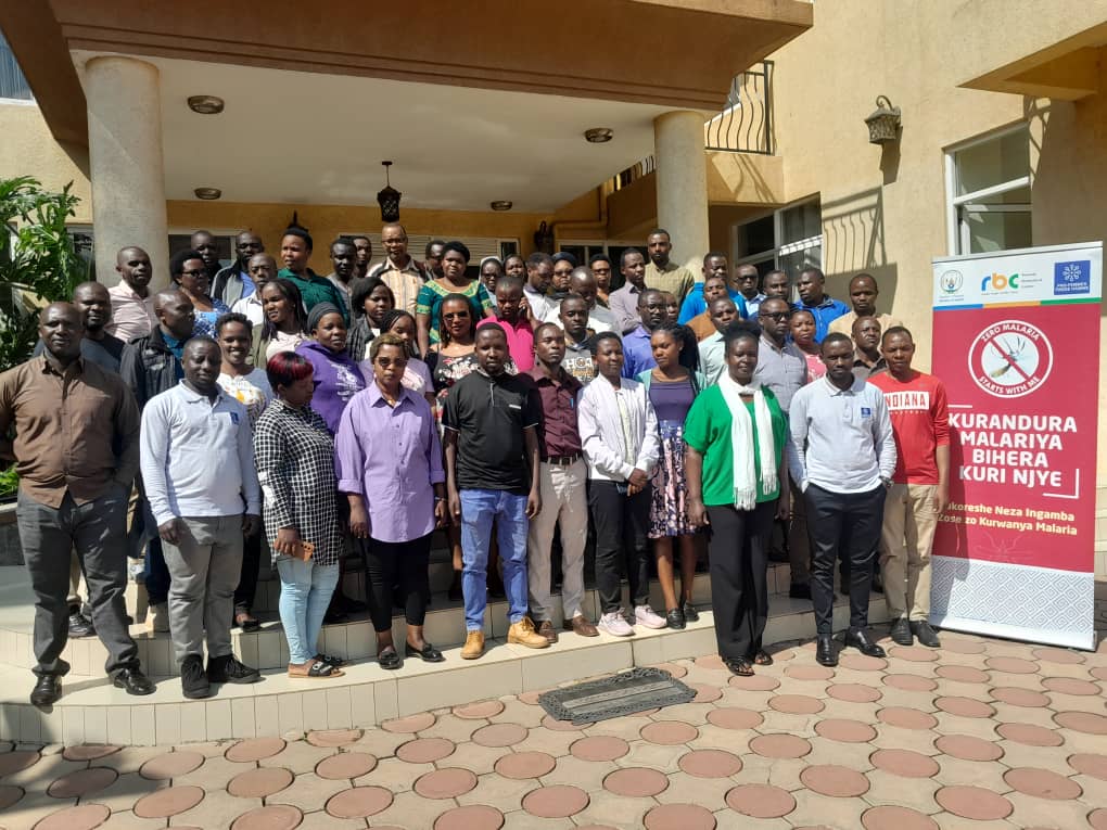 Butaro Hospital (@butarohospital) on Twitter photo Ku bufatanye bwa <a href="/RwandaHealth/">Ministry of Health | Rwanda</a>, <a href="/RBCRwanda/">Rwanda Biomedical Centre</a> na <a href="/ProfemmesTH/">PROFEMMES TWESEHAMWE</a>, uyu munsi i <a href="/BureraDistrict/">Burera District</a> mu murenge wa Cyanika hateraniye inama nyunguranabitekerezo igamije kurandura malariya yahuje abakozi b'ibitaro, ibigonderabuzima, imirenge n'akarere ka Burera. Ku bufatanye bwa <a href="/RwandaHealth/">Ministry of Health | Rwanda</a>, <a href="/RBCRwanda/">Rwanda Biomedical Centre</a> na <a href="/ProfemmesTH/">PROFEMMES TWESEHAMWE</a>, uyu munsi i <a href="/BureraDistrict/">Burera District</a> mu murenge wa Cyanika hateraniye inama nyunguranabitekerezo igamije kurandura malariya yahuje abakozi b'ibitaro, ibigonderabuzima, imirenge n'akarere ka Burera.