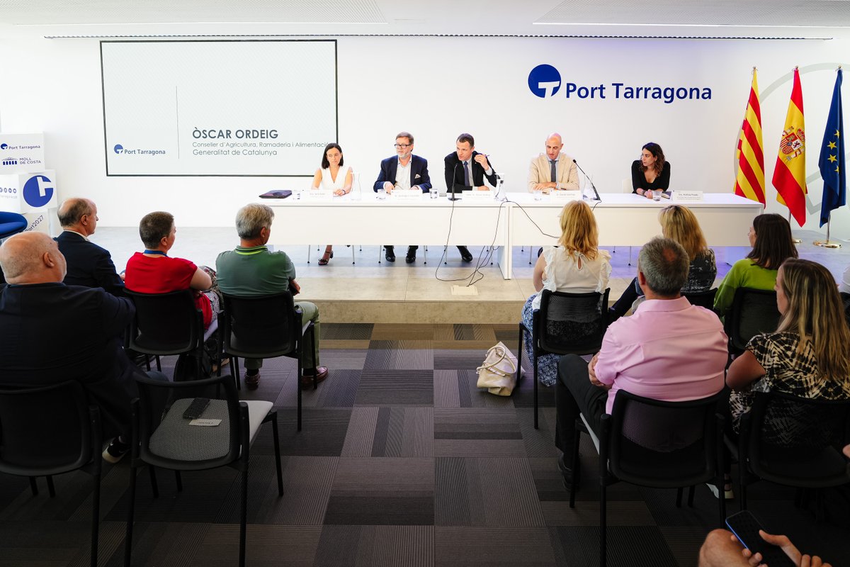 🚂⚡️El projecte inclou una nau de 8.000 m² a càrrec d’Aralogic (Grupo Jorge) i la inversió de 35M€ en locomotores elèctriques de Go Transport.