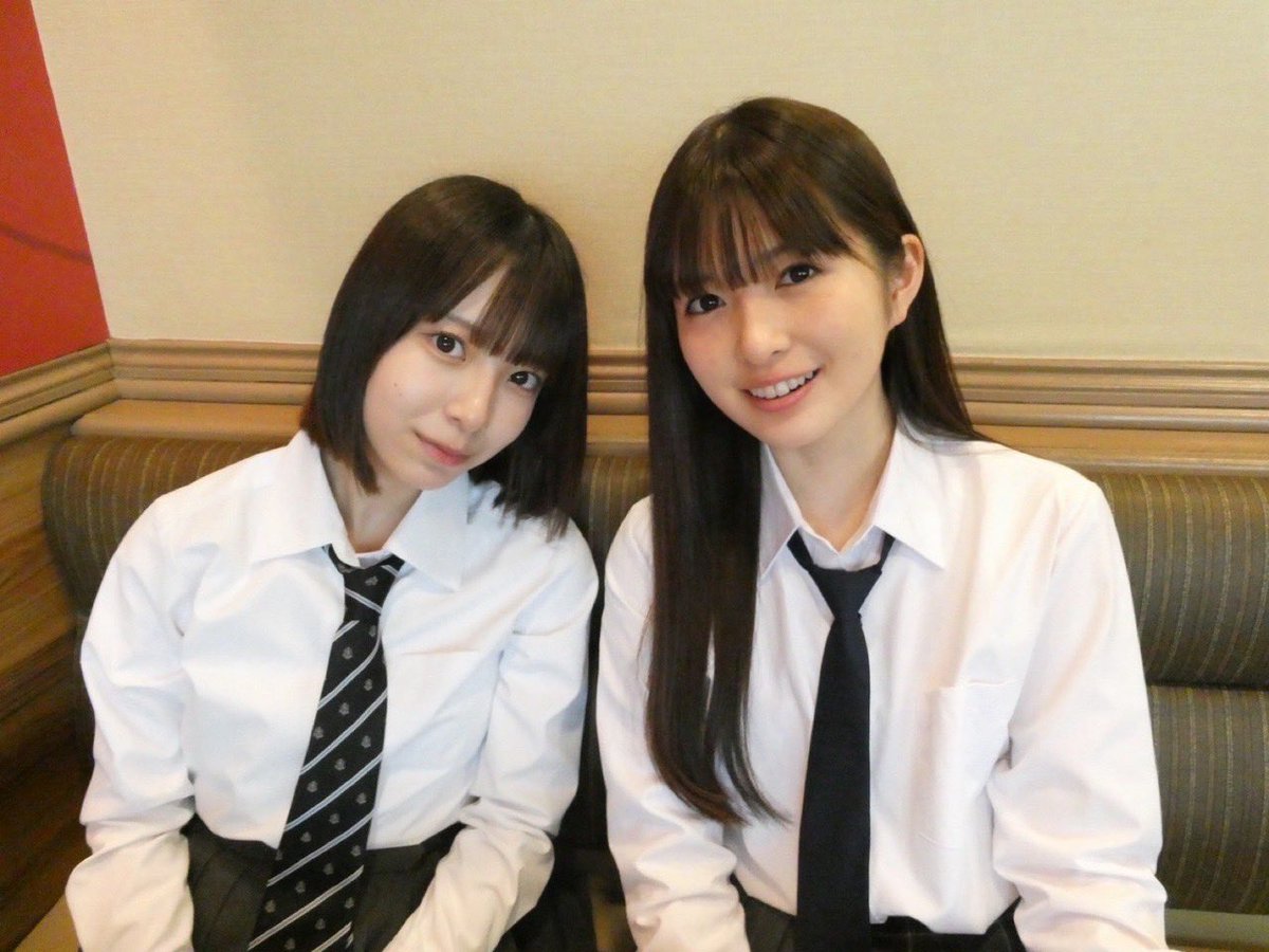 RUI0807ut's tweet image. りなちゃんとあーやがアイドルになってくれただけで人生が彩ってるよ