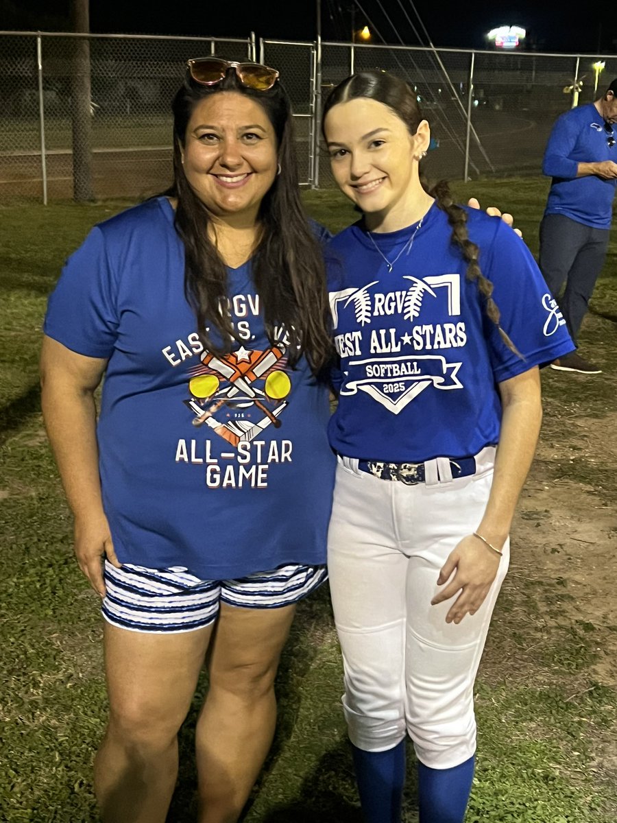 RoweSoftball's tweet photo. Congratulations to our All Stars, Savanah Garcia and Addison Espinosa on bringing home the W for the West! 

Addison played in almost every inning of the game as a hitter and runner scoring 8/15 Wests runs! She also played
5 innings in RF and LF where she made numerous catches! https://t.co/oYFArHDqBQ