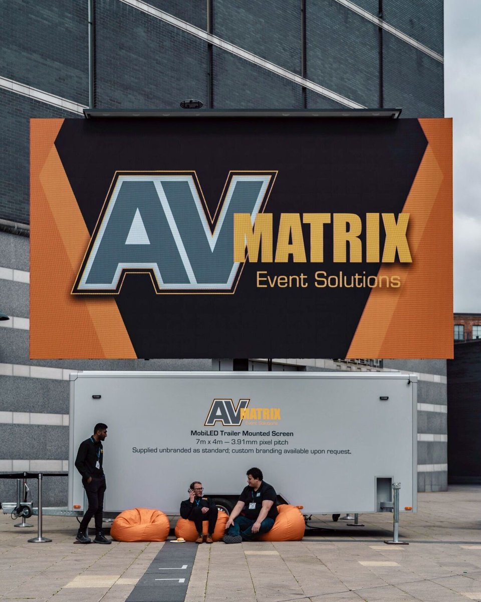 AVMatrix1's tweet image. Maximise space for digital &amp;amp; printed branding with our #MobiLED trailer screens🛻🌅

We now stock two 7x4m MobiLED enclosed trailer-mounted screens manufactured by Screen-LED.

🌐 av-matrix.com/led-screen-hire

#LEDscreenhire #MobileLEDscreen #OutdoorEvents #EventProfs