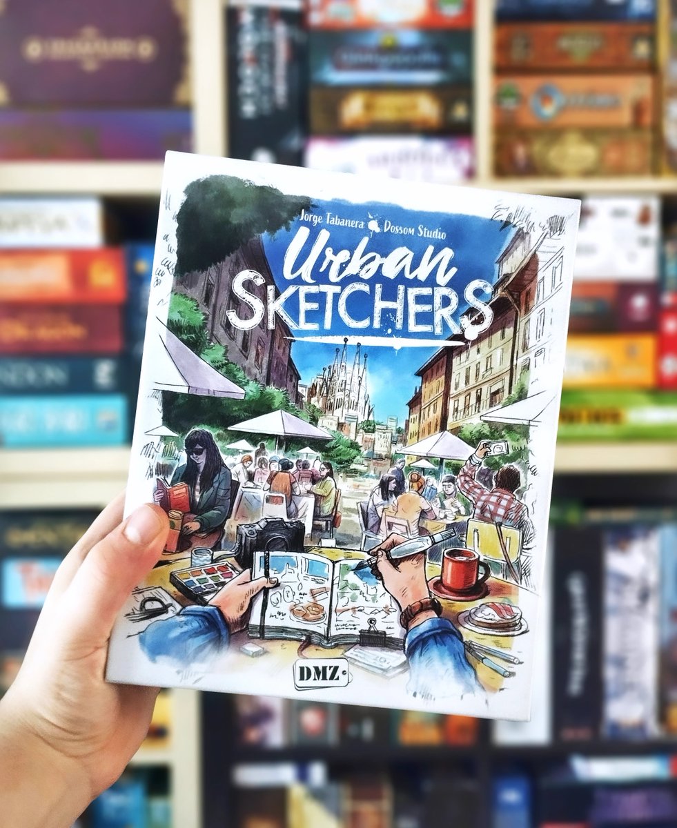 Así lucirá la caja de #UrbanSketchers 💪🏻 Acotada pero peleona, ¡y llena hasta los topes!

Ya ha empezado la producción del juego, así que no queda tanto para que se codee con pesos pesados de vuestras estanterías 🙃