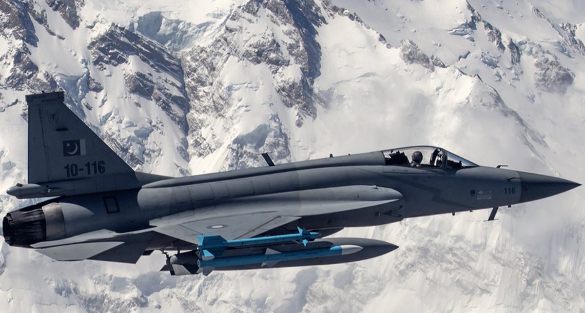 🚨 BREAKING NEWS:-

🇮🇷 Iran is likely to buy JF-17 fighter jets from 🇵🇰 Pakistan and J-10C from 🇨🇳 China to revive its defunct Air Force.