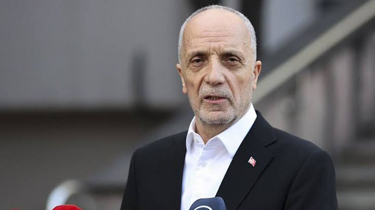 06isciplatformu's tweet photo. YaGrev Yaİstifa

İşçiyle hiç bu kadar dalga geçilmemişti.! https://t.co/iKZPiRjy0W