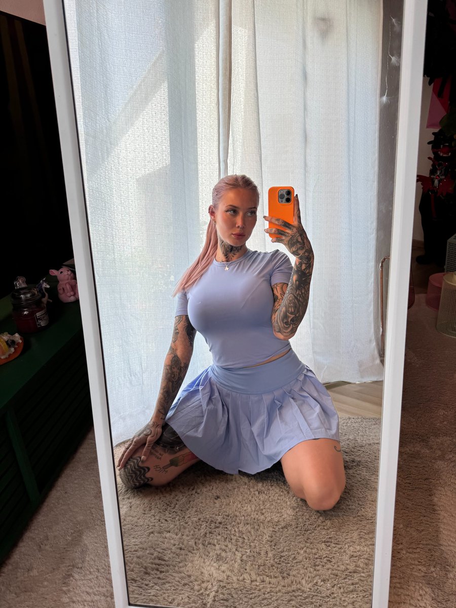 Stella 💜 tweet media