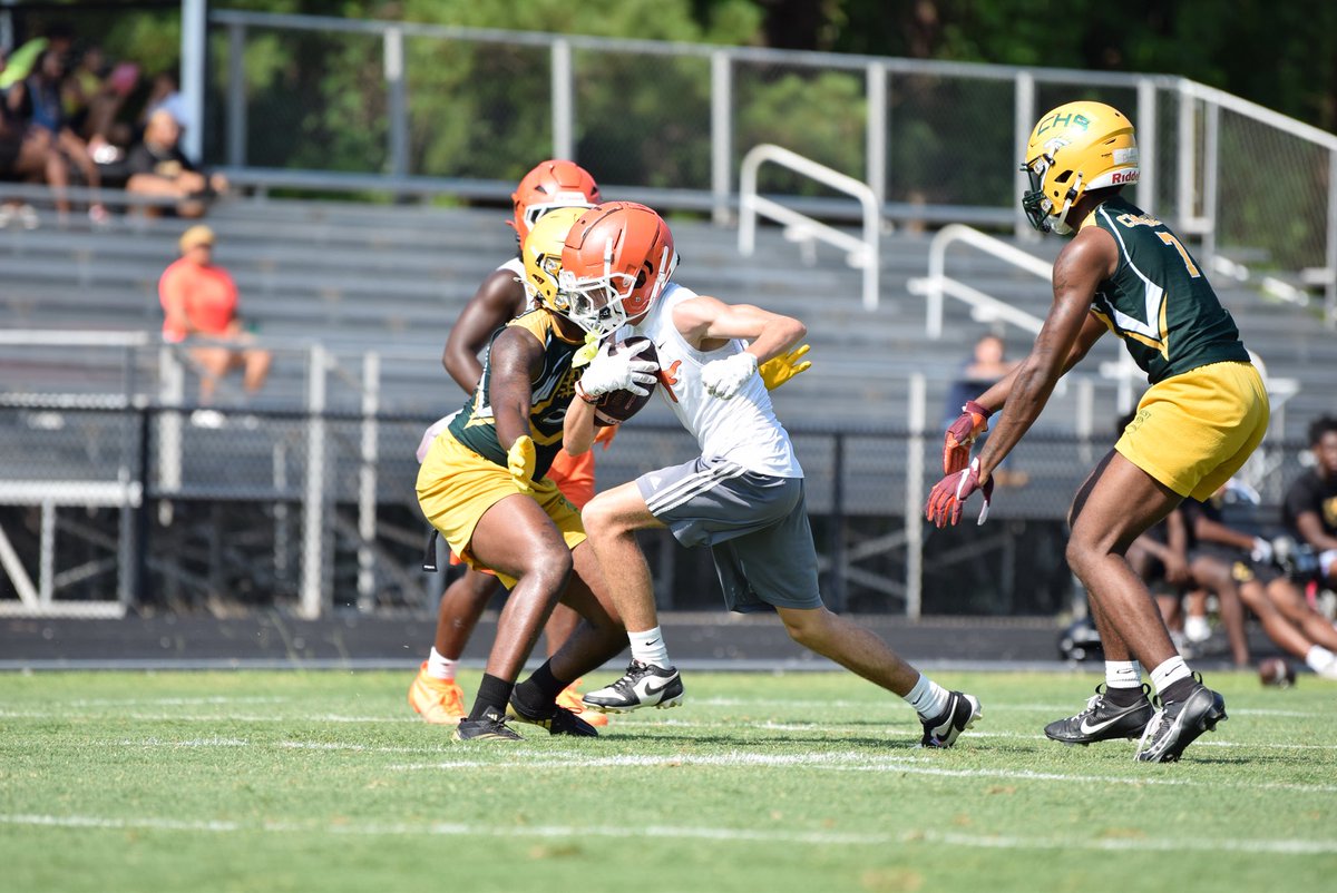 𝓙𝓾𝓼𝓽 𝓕𝓸𝓸𝓽𝓫𝓪𝓵𝓵𝓲𝓷🤘🏾

#believe #made