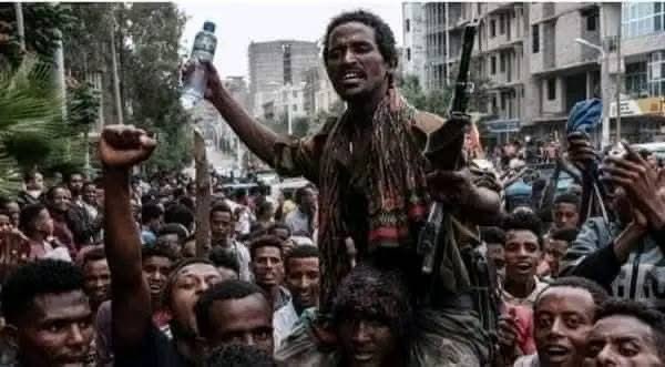 MizerTigrewayti's tweet photo. ተዘክሮ ሰነ 21/10/2013ዓ/ም  አሕዋተይ☺️☺️
።TDFይ❤️💛 https://t.co/HGdxwfrHui