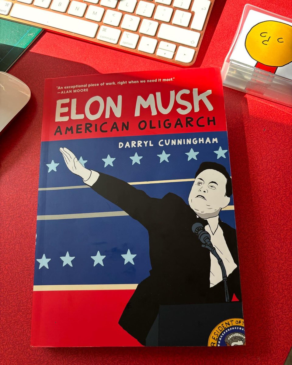 AcmeDarryl's tweet image. Finally got my hands on a copy of the English language edition of my book on Musk. Check out the Alan Moore quote. Pre-order now from all good books shops.