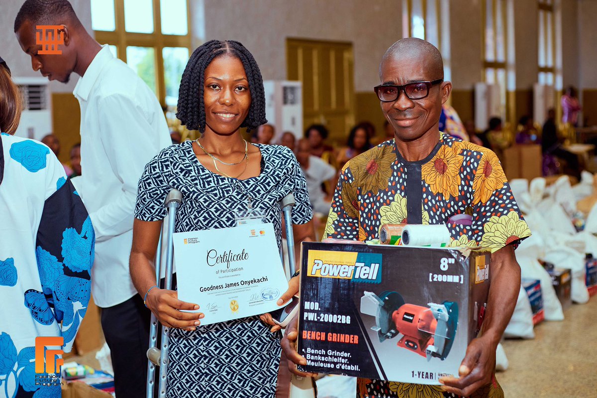 fashionfuturep's tweet image. The excitement was real as equipment met eager hands—because the right resources turn potential into productivity. 

This is how we build the future: one prepared young person at a time. 💪🏾🪡 

#fashionfutureprogram #FutureReady #FashionFutureProgram #mastercardfoundation