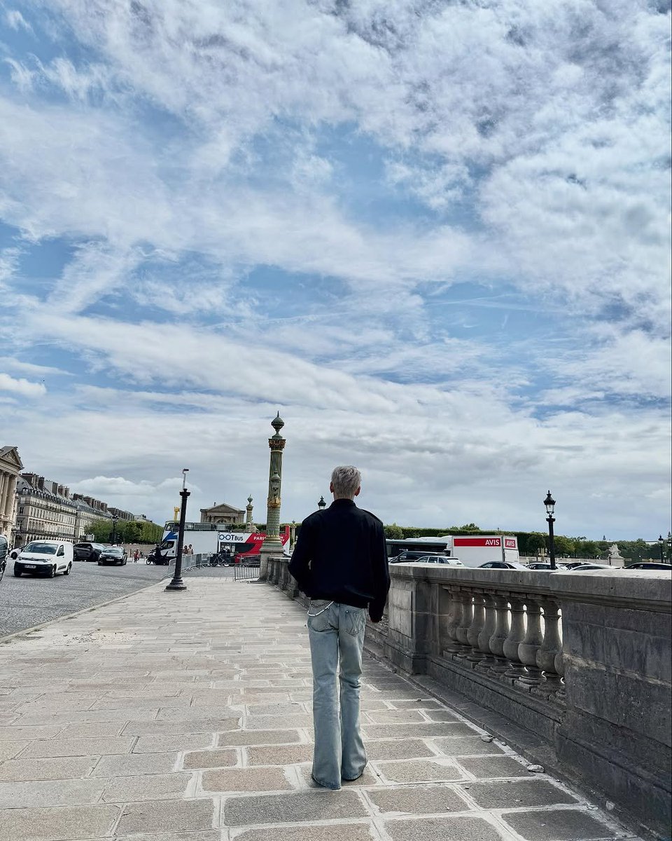 LuisVil98319060's tweet image. Paris, a place where the dreams come true 🔥🇨🇵🐍
      
LOUIS VUITTON ICON BAMBAM
#BamBamxLVMenSS26
#LVMenSS26
#SpringSummer26
#LouisVuitton @LouisVuitton 
#BamBam #뱀뱀 @BamBam1A