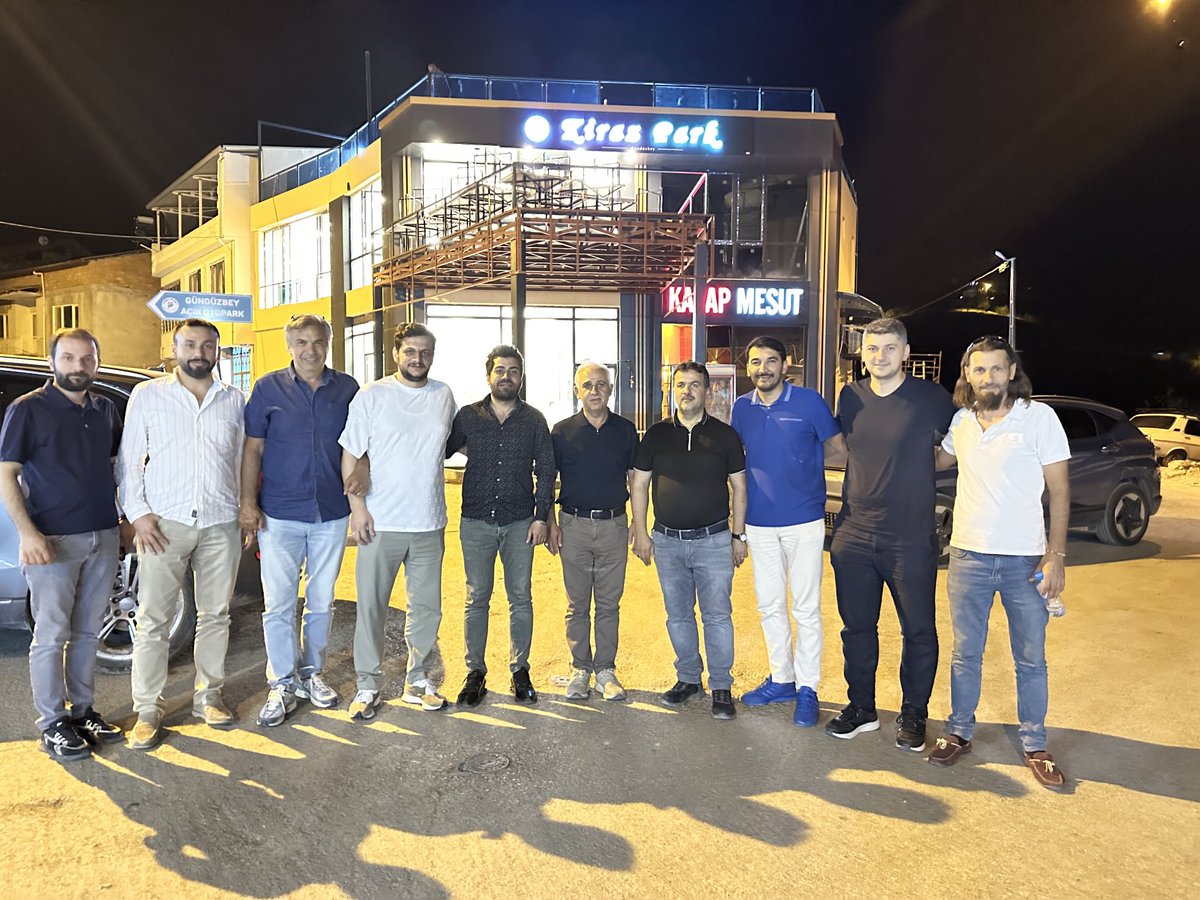 sinanakinci44's tweet photo. ⁦@MalatyadaDeva⁩ yönetim kurulu üyelerimiz ile Gündüzbey’de verimli bir sohbet yaptık..
⁦@devapartisi⁩ https://t.co/XOcIobTHXb