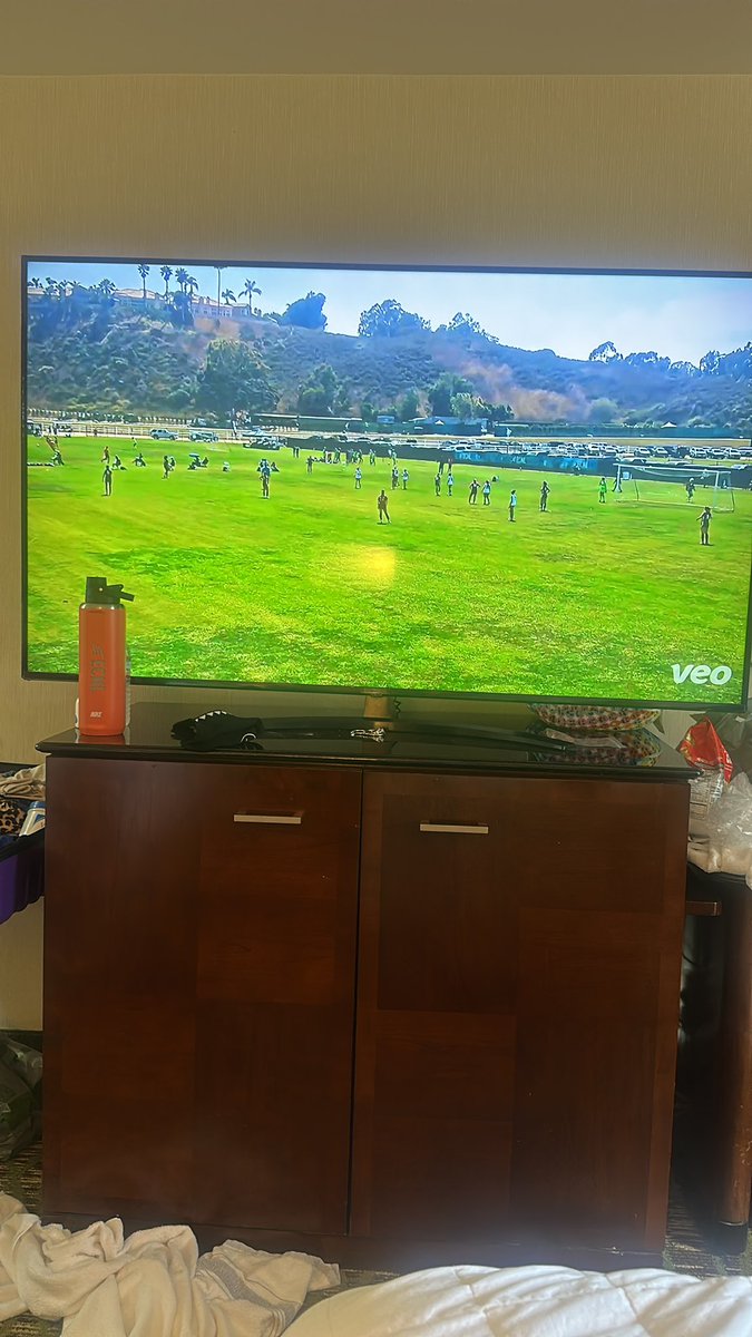 Off day means reviewing yesterdays game footage so I can show up better tomorrow 
#ECNLplayoffs #NorthAmericanCup #ECNLsandiego