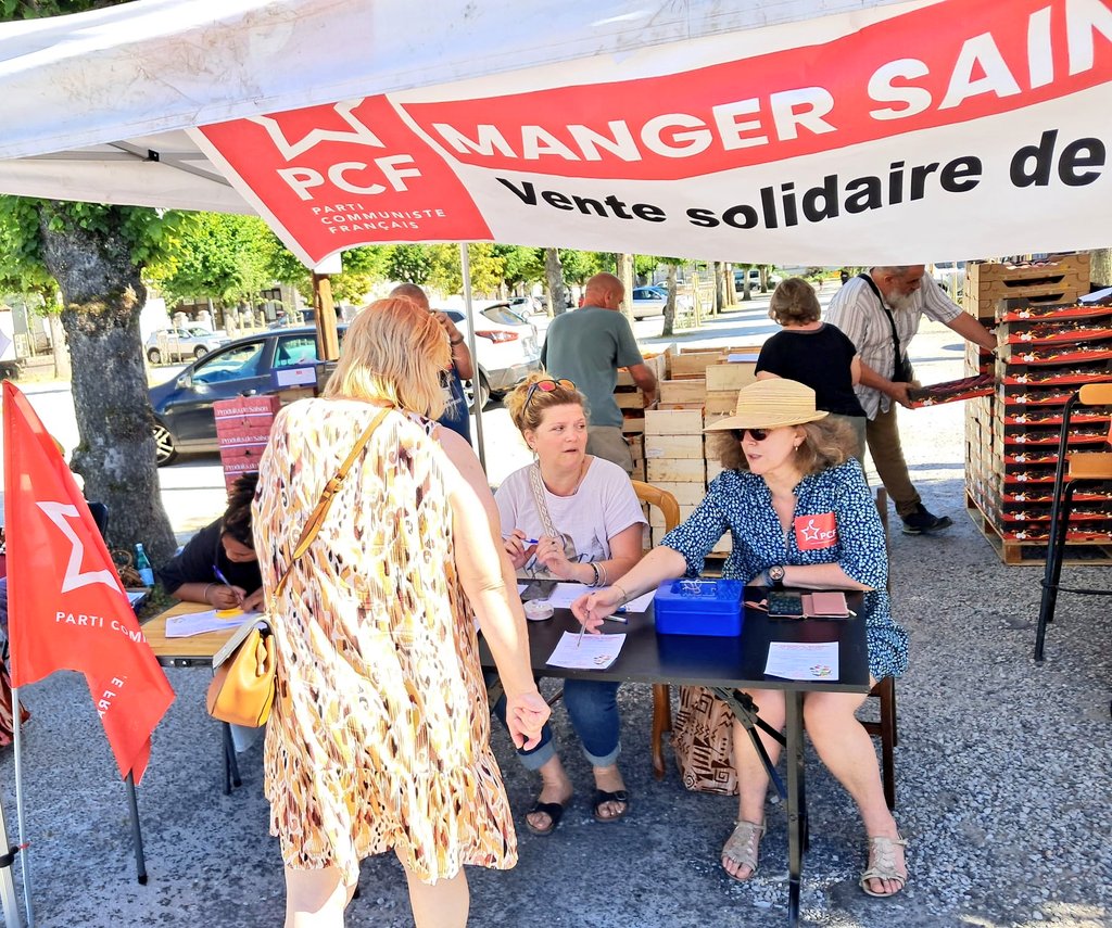 🛒 Manger sain à sa faim doit être un droit et une priorité politique, avec une juste rémunération des producteurs.
C'est possible.
🫜 La preuve avec nos ventes solidaires d'été à St-Eloy-les-Mines, Issoire, Ambert, à Courpière, La Monnerie-le-Montel, Thiers et Pont-du-Château !