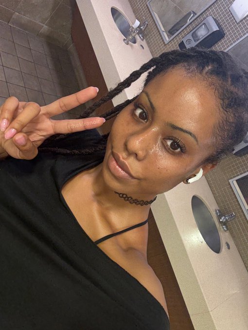 1 pic. if you saw me at the gym, would you be able to tell what I do for a living? https://t.co/dvLU<a href="/tag/brazzersblackfridaysale"class="tags"><span>#brazzersblackfridaysale</span></a>