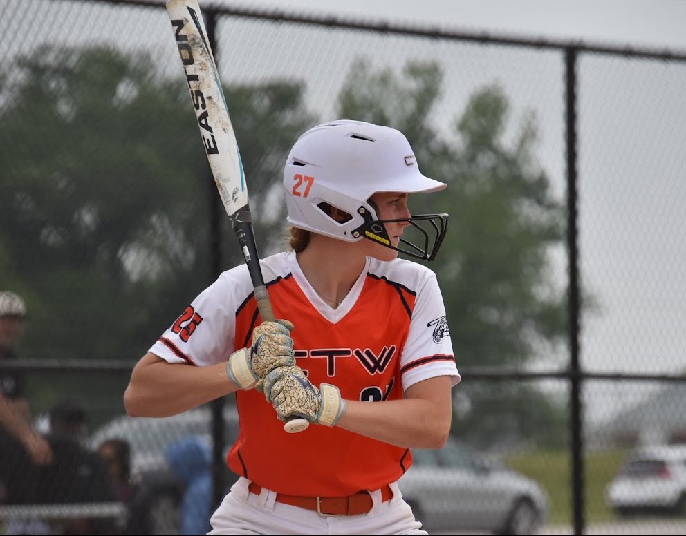 Happy Birthday to our very own <a href="/AlyssaGale27/">Alyssa Gale</a>! We hope you have a great day!! 🎉