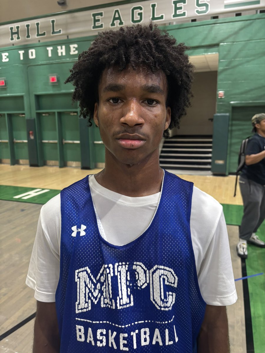 The <a href="/CoachFrierson/">Chuck Frierson</a> Eagles held off Lithia Springs and pulled away after a huge outing from 2027 <a href="/JT_Scott3/">JT Scott</a> who put the team on his back in the second half and hit some incredibly tough shots to put the game out of reach. A quick release and tight handles with a big motor.