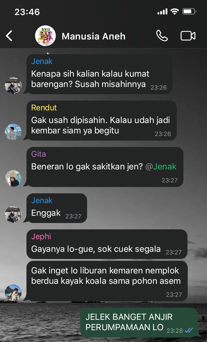 iuseeyelloww's tweet photo. Geng Gong (Manusia Aneh)
[From Blue Dream AU]

Penghiburan
#alternativeuniverse #lokalau #aesdream #00Z #jenselle https://t.co/1sDe39FIgL