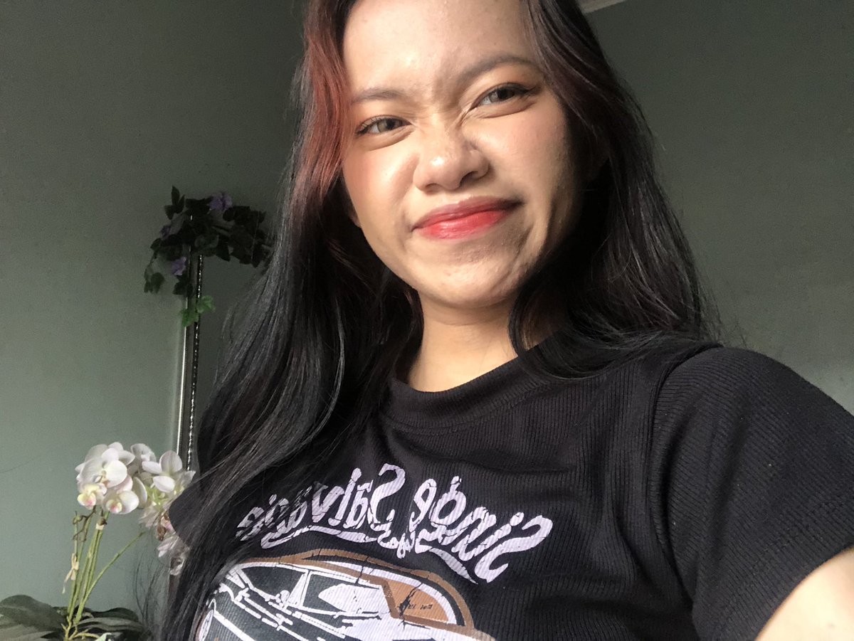 that the world is ugly,
but you’re beautiful to me.

#solf4msd with harris caine ⛓️❤️