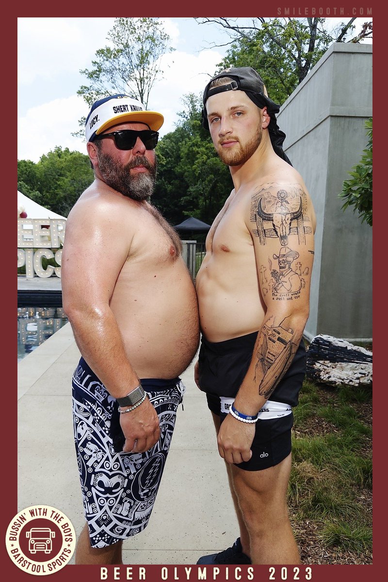 Time flies, however the standard for the peak male physique stays the same.