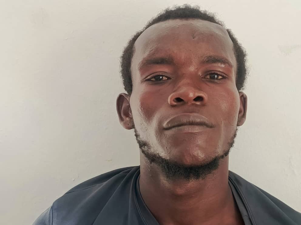 La Police du département des Nippes, par l’intermédiaire du SDPJ-Nippes, a procédé, ce jeudi 26 juin 2025, à l’arrestation du nommé Jocelyn Georges, pour son implication présumée dans la séquestration et l'abus sexuel sur une fillette de 14 ans.