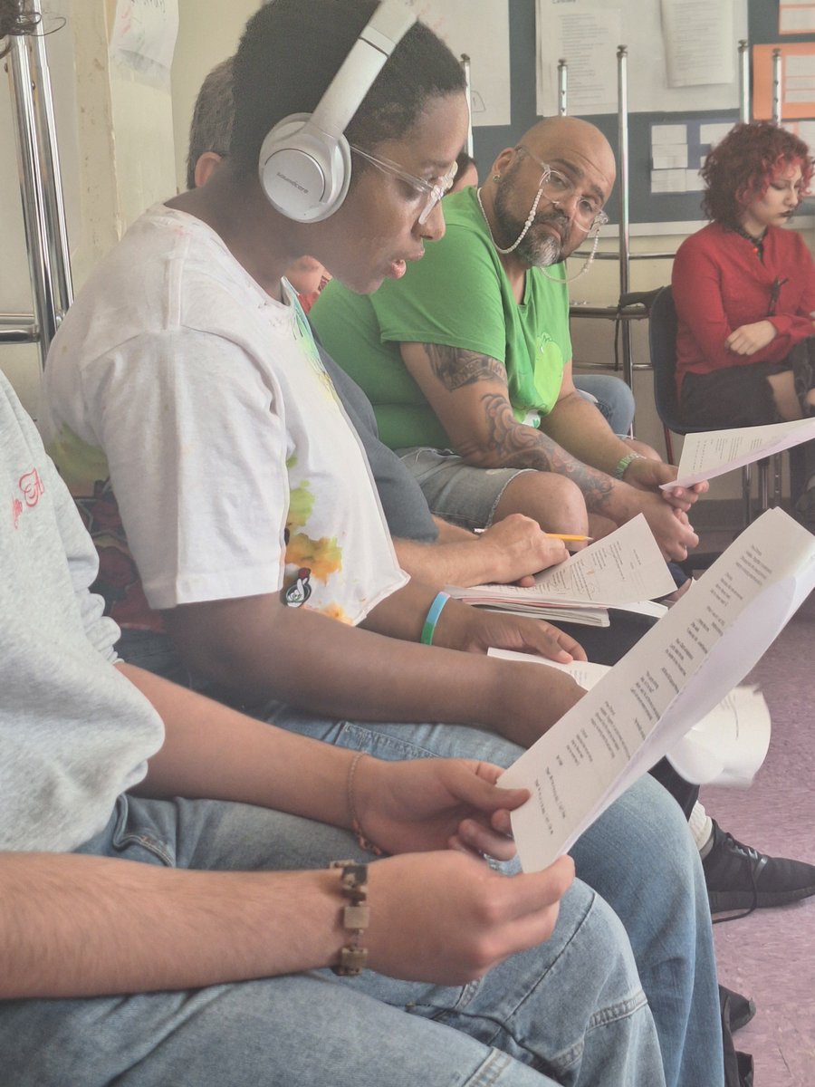 HousesontheMoon's tweet image. Thank you for BUILDING WITH US this Spring! Your gifts have helped us continue work on “The Past Is Always Present,” collaborating with students in California, New Mexico, and NYC on an original play with music + school curriculum inspired by America’s LGBTQ histories. (2/3)