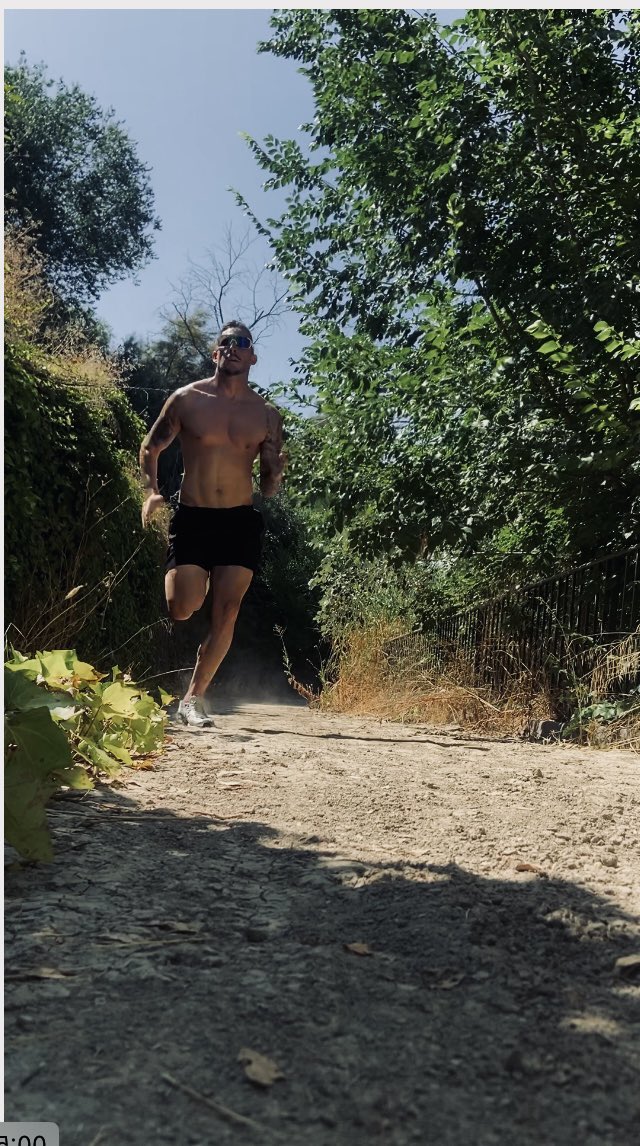 Alejandro tweet media