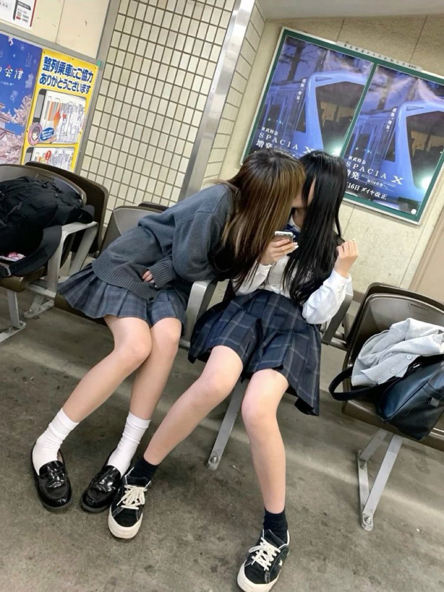 SUPE (@supeviews) on Twitter photo 