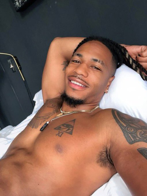 Watch 🇸🇽Burgundy🇻🇮 📍Houson📍's leaked NSFW photo on TwXstars