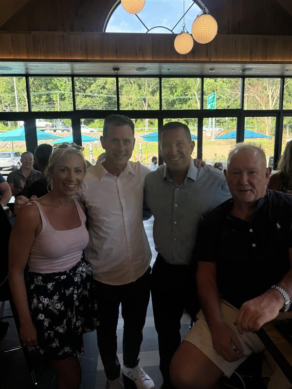 InsideTrackData's tweet image. Big congrats to @WoodNTap on opening their 11th location in Groton, CT! @InsideTrackData was proud to join their soft opening and support Phil Barnett and the team. Here’s to more growth and good eats!