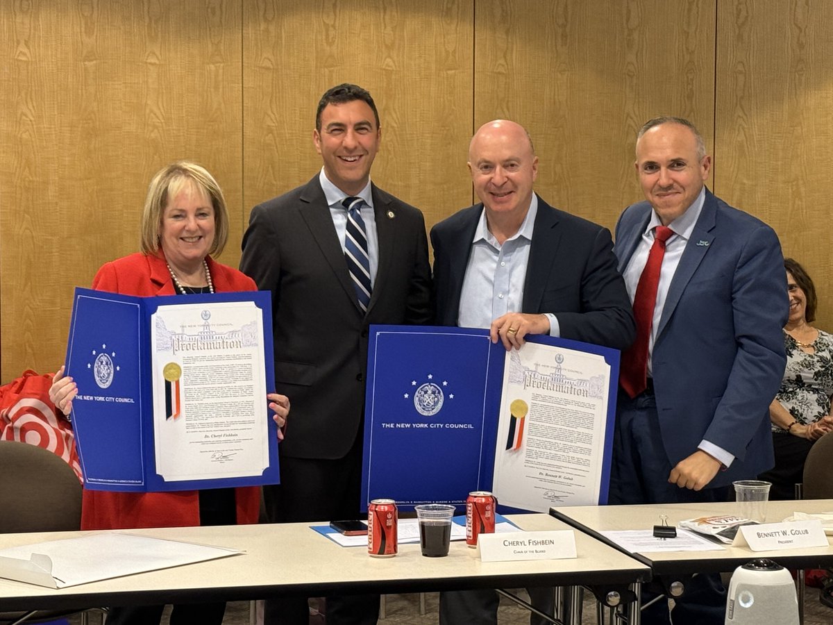JCRC of New York (@jcrcny) on Twitter photo We were thrilled to have Manhattan Borough President, <a href="/MarkLevineNYC/">Mark D. Levine</a> (alum of 2 JCRC-NY Israel tours), and City Councilman <a href="/EricDinowitzNYC/">Council Member Eric Dinowitz</a> , Chair of the City Council's Jewish Caucus, join us at our quarterly board meeting last night. Mazel tov to outgoing JCRC-NY President We were thrilled to have Manhattan Borough President, <a href="/MarkLevineNYC/">Mark D. Levine</a> (alum of 2 JCRC-NY Israel tours), and City Councilman <a href="/EricDinowitzNYC/">Council Member Eric Dinowitz</a> , Chair of the City Council's Jewish Caucus, join us at our quarterly board meeting last night. Mazel tov to outgoing JCRC-NY President