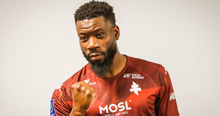 CSSActu (@cssa_actu) on Twitter photo Vers un retour d’Ismael Traoré au CSSA ? 🤔
Le défenseur central formé au CSSA fait l’objet de rumeurs ces derniers jours dans les Ardennes.
Pour cause, un éventuel retour dans son club formateur serait en discussion avec les dirigeants sedanais !
<a href="/1919Cssa/">CSSA 1919 🟢🔴</a> Vers un retour d’Ismael Traoré au CSSA ? 🤔
Le défenseur central formé au CSSA fait l’objet de rumeurs ces derniers jours dans les Ardennes.
Pour cause, un éventuel retour dans son club formateur serait en discussion avec les dirigeants sedanais !
<a href="/1919Cssa/">CSSA 1919 🟢🔴</a>