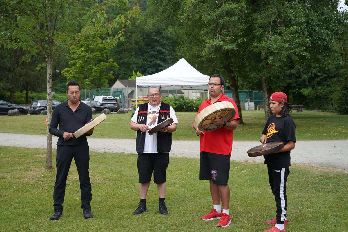 tsleilwaututh's tweet image. We signed a Barnet Marine Park co-management agreement with @CityofBurnaby. “saltaɬ (Barnet Marine Park) has been a culturally important area to səlilwətaɬ since time immemorial.” – Chief Jen Thomas, səlilwətaɬ (Tsleil-Waututh Nation).
Learn more: twnation.ca/s%c9%99lilw%c9…