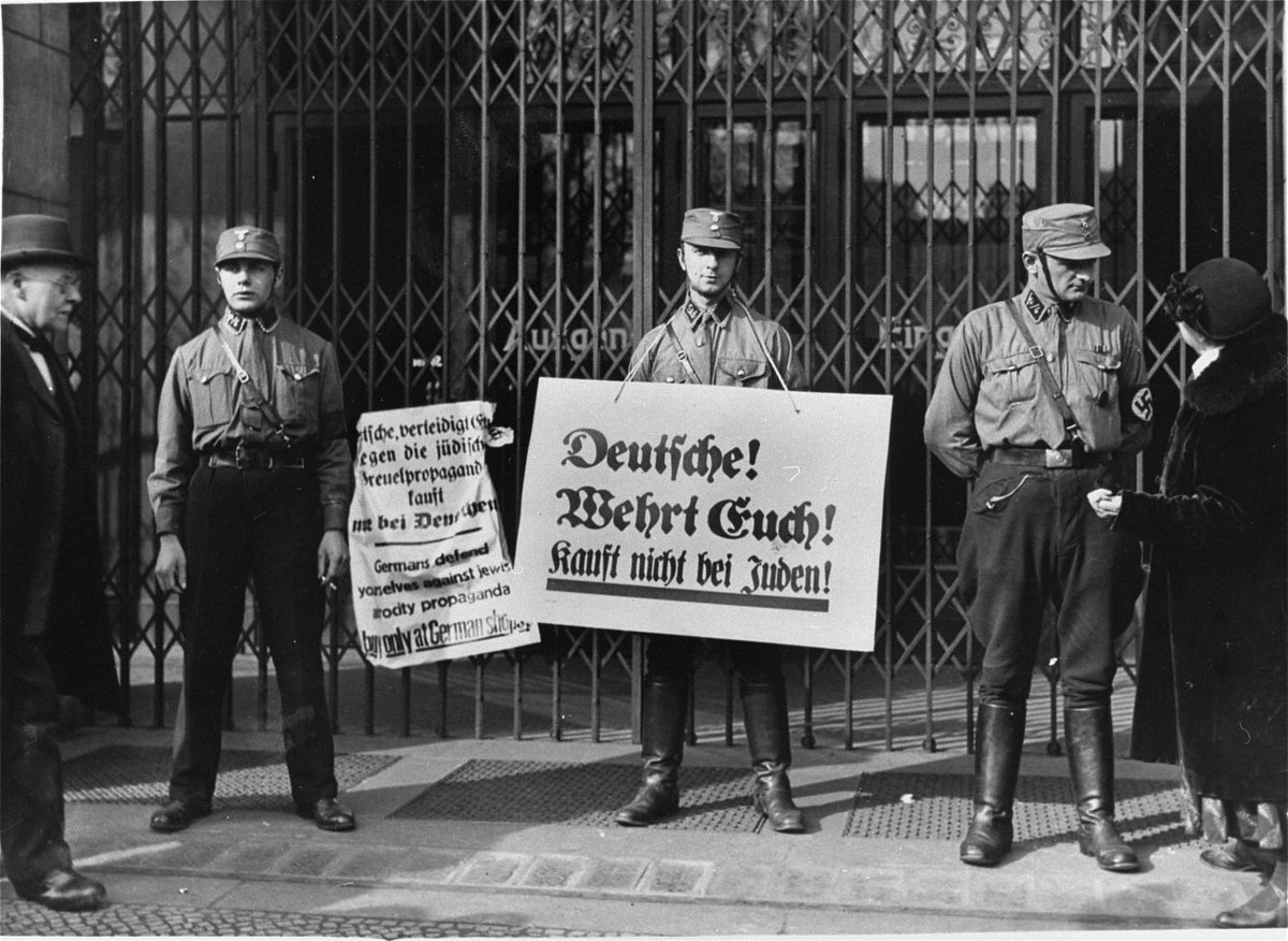 SachaRoytman's tweet photo. Spotted today in Milan, Italy.

This is how the Holocaust began 90 years ago—just replace “Israeli” with “Jew.”

This time, we’ve learned from history.
Jews won’t wait around to become victims again.

Europe will have to confront the rise of extremism on its own. https://t.co/3edE1ELO1k