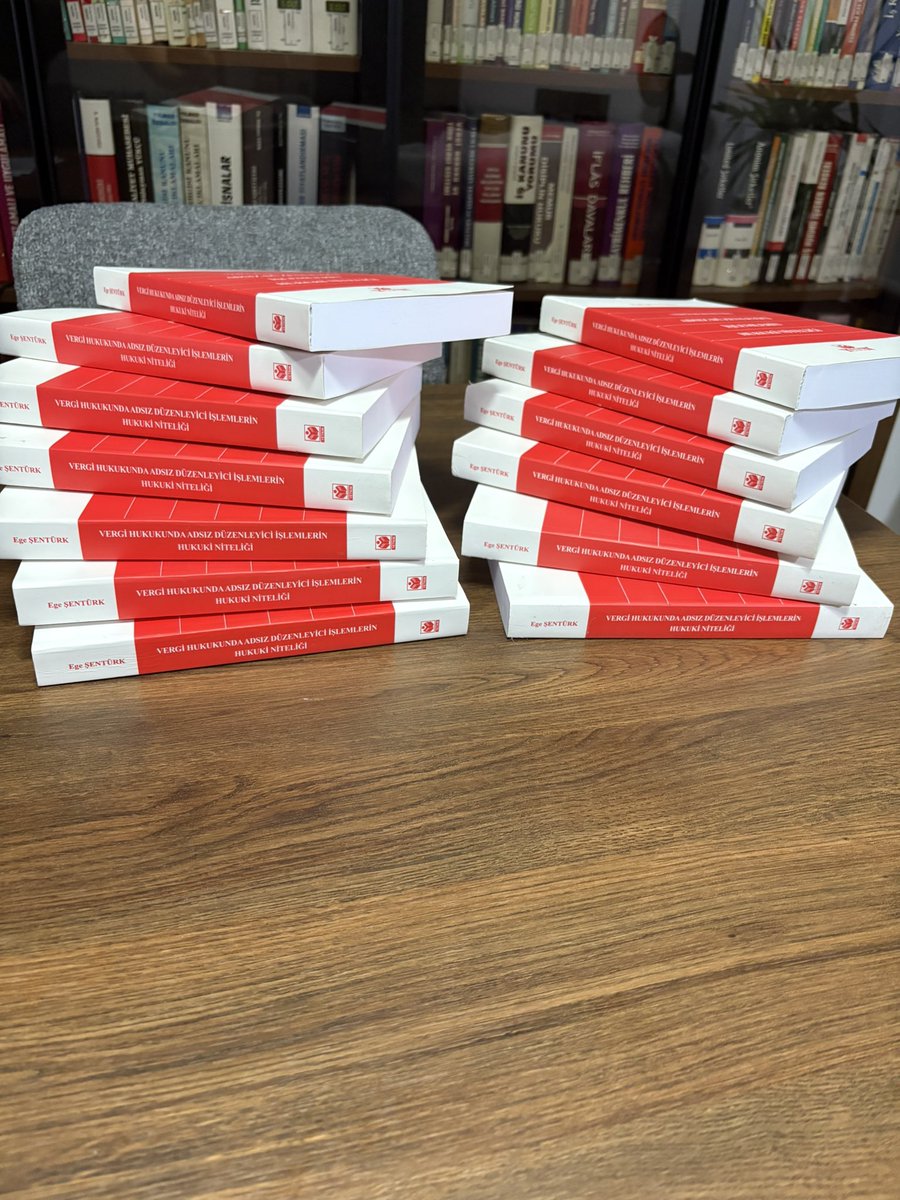 400 adet basılan kitabımın 266 tanesinin satıldığını öğrenmenin mutluluğunu yaşıyorum.🙏🏻