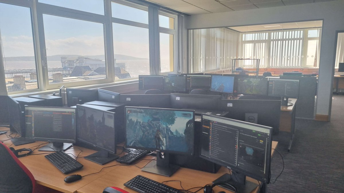 ForsakenRealms_'s tweet image. It&apos;s been incredible seeing people dive in and experience what we&apos;ve been building over all these years.

Extensive and meticulous QA can be the difference between a good and a great game, and the feedback we&apos;ve gotten so far is already helping us to make Vahrin&apos;s Call better.