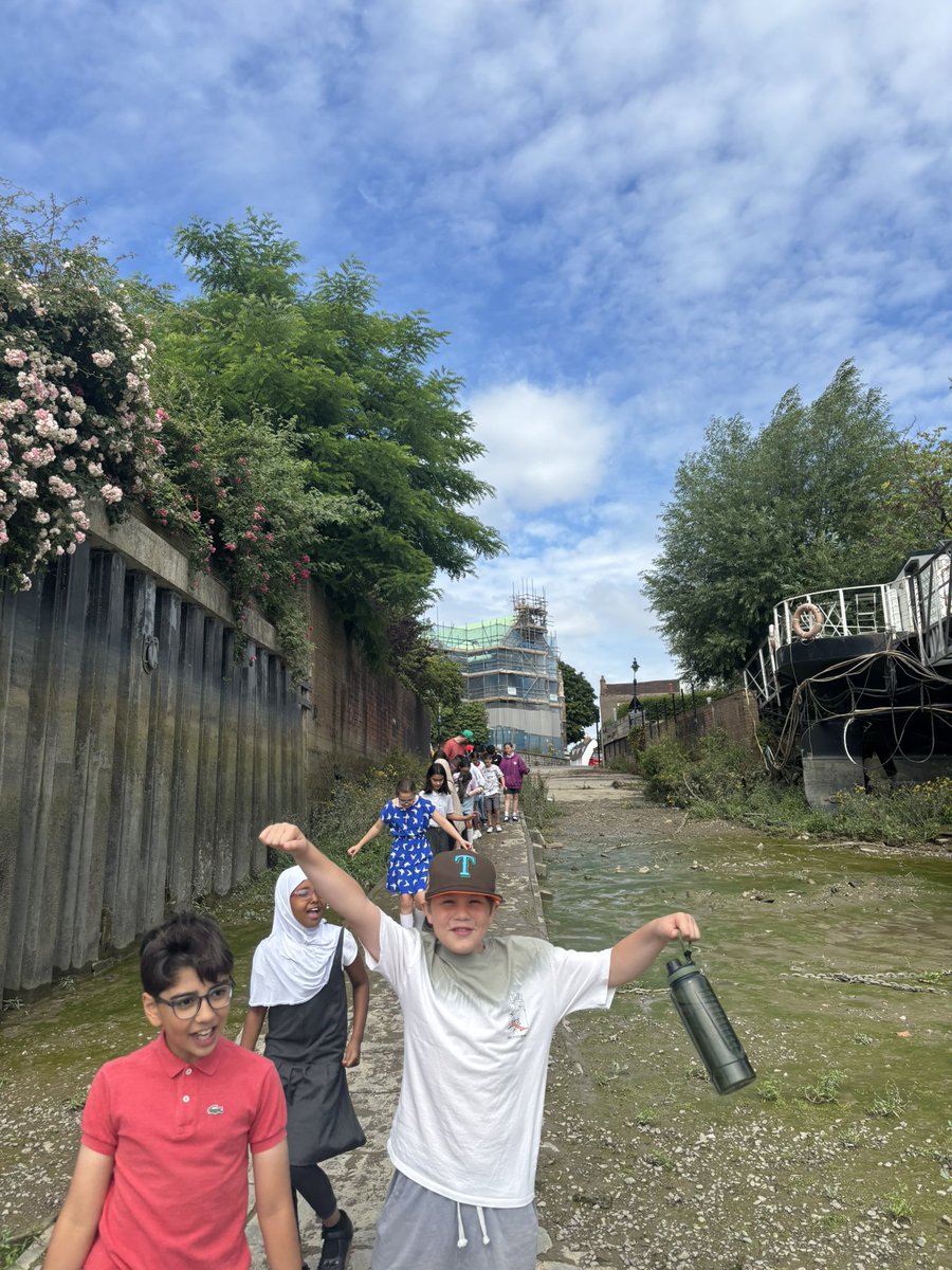 The William Hogarth School tweet media