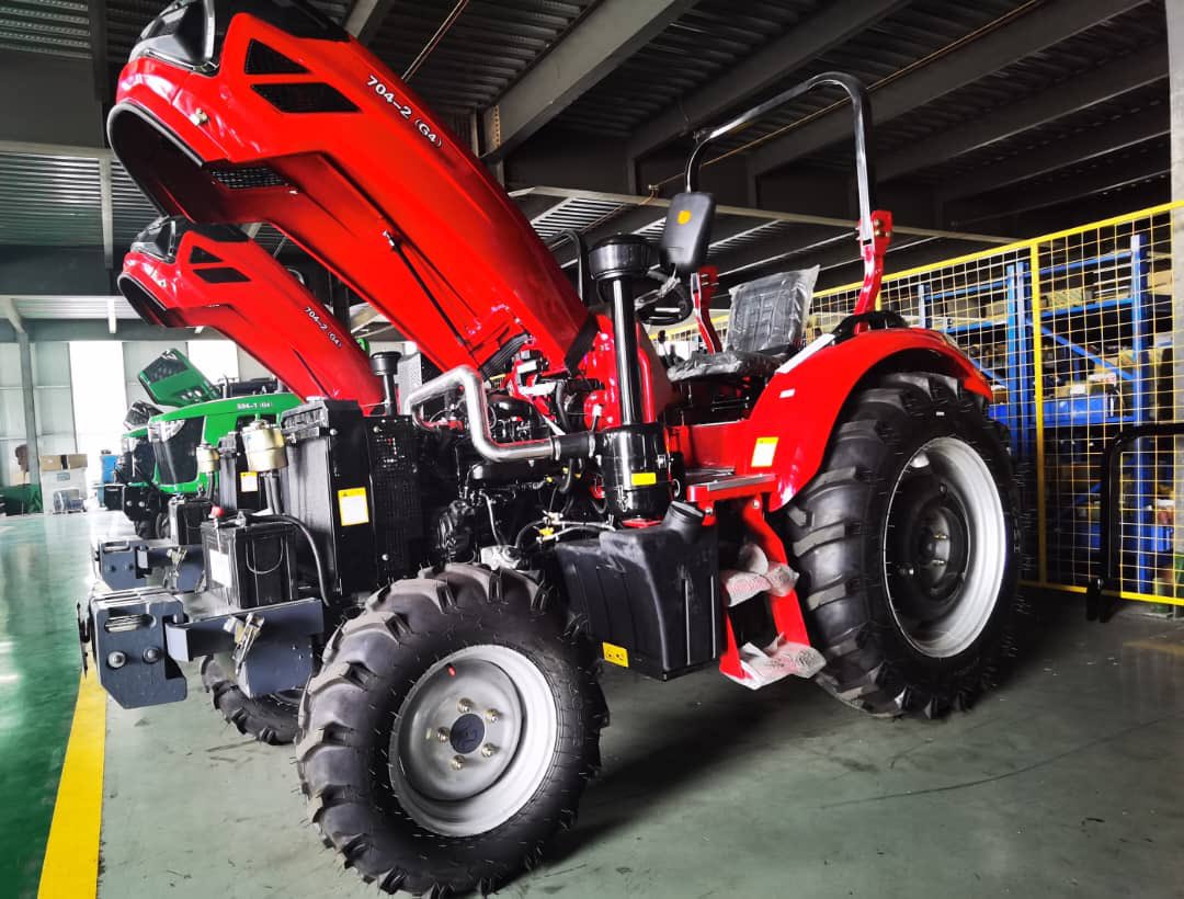 SireAvantage's tweet photo. Des engins agricoles au prix de l’usine chez Sire Avantage 👷🏽‍♀️🚜🇨🇳🇨🇩🇹🇿commander et vous ne serez pas déçus ☺️ https://t.co/hUWRf9bBlm