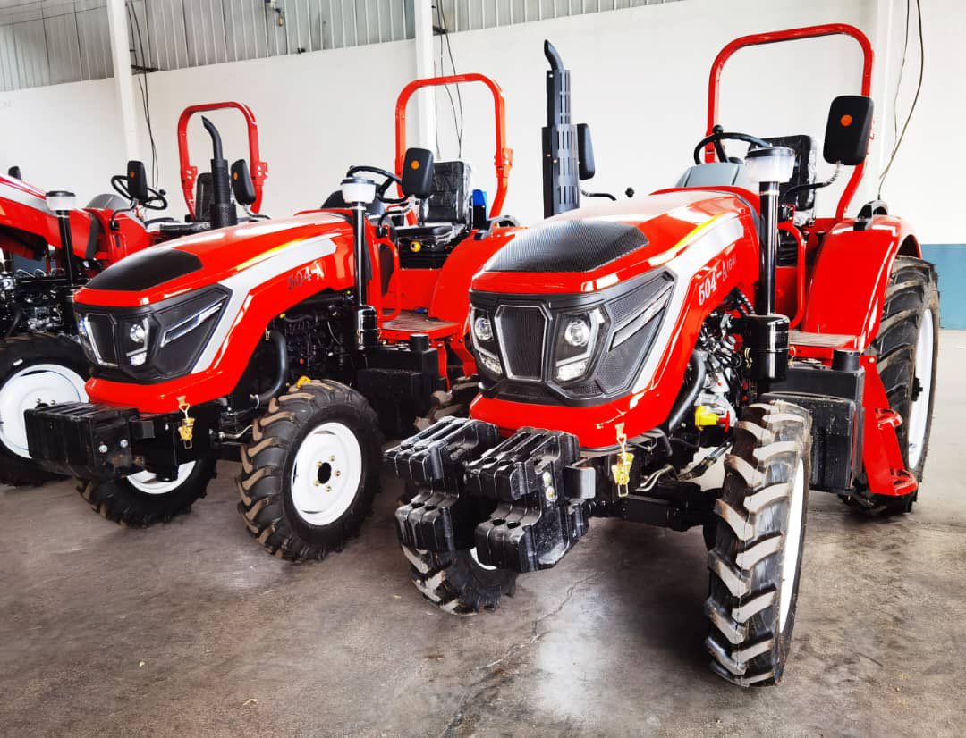 SireAvantage's tweet photo. Des engins agricoles au prix de l’usine chez Sire Avantage 👷🏽‍♀️🚜🇨🇳🇨🇩🇹🇿commander et vous ne serez pas déçus ☺️ https://t.co/hUWRf9bBlm