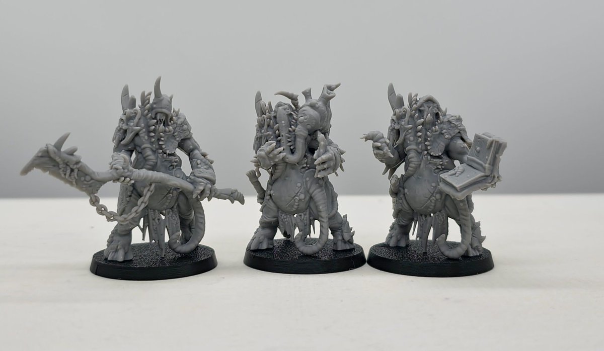 The Hords of Maggot Fiends and Apostle of Decays. Last days to grab it .
patreon.com/ClayBeastCreat…
myminifactory.com/fr/users/ClayB…
Have a great day and hope you like it !