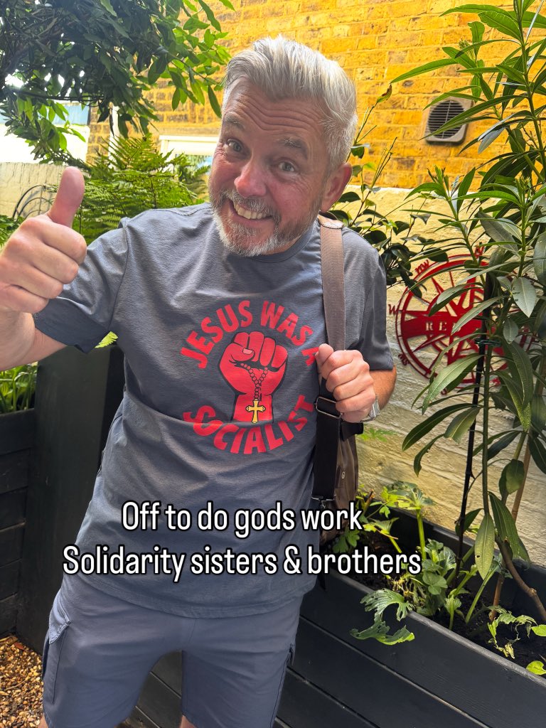 Departing The  Democratic Peoples Republic island of Sheppey for Conference. See you in Blackpool Comrades ! <a href="/BranchInvicta/">CWU Kent Invicta</a> <a href="/CWUnews/">CWU</a>