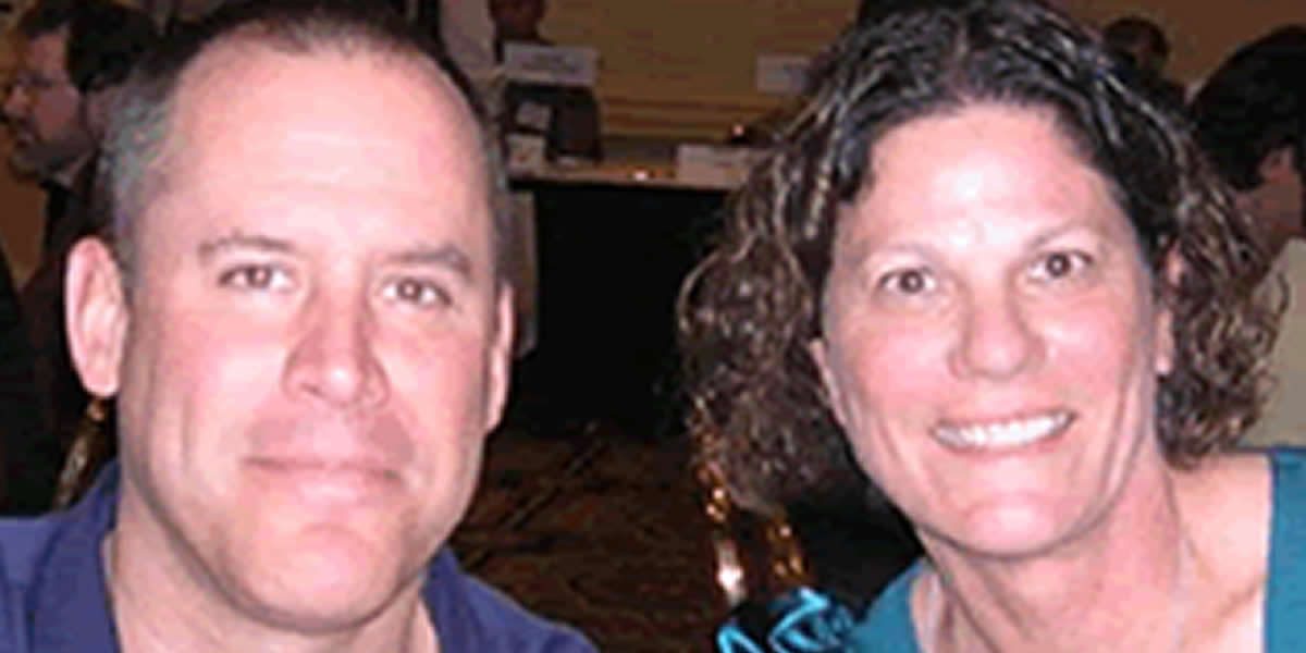 VinceFlynncom's tweet image. Fan Email/Post Of The Month
This month's email is from Susan. "My sister and I went to the Men of Mystery event in November 2007 just to meet Vince. We were pretty excited knowing we were going to meet him and when the elevator stopped there he was (and none too happy for not…