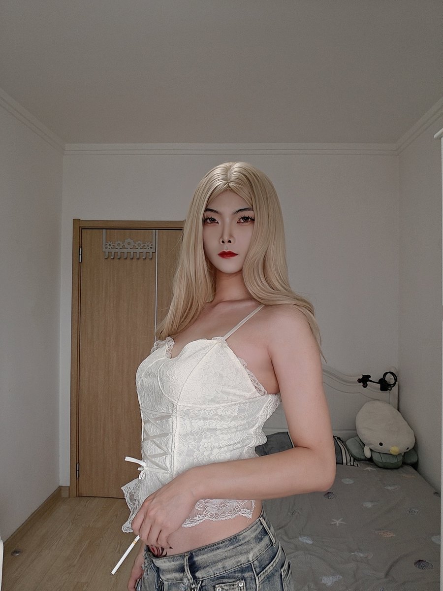 喜欢看你摇尾乞怜的样子
#伪娘 #sissy  #女装 #雌堕男娘